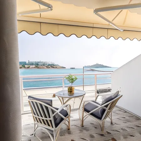 Casa Blue Marine, Philian Collection