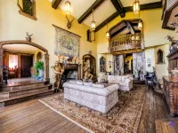 Highlands Castle Overlooking Lake George Plus 2 Other Castles & Suites Hotels in Bolton