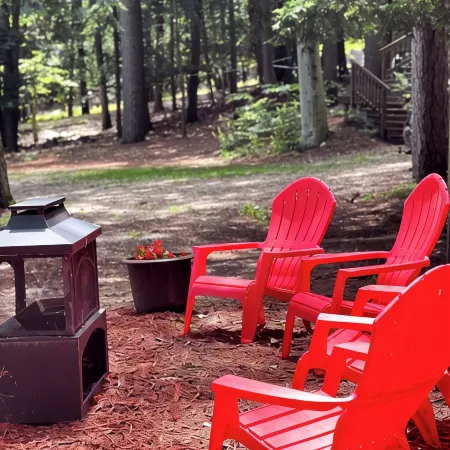 Historic Glen Lake Cottage with Private Waterfront Access