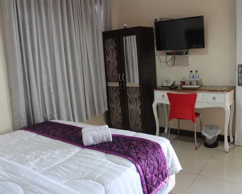 Diponegoro House Hotels in Sidorejo