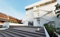 Kotta Hotel Semarang - 3-Star