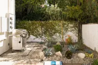 NoHo Toluca Lake Luxury Near Universal Studios Hotels in Universal City