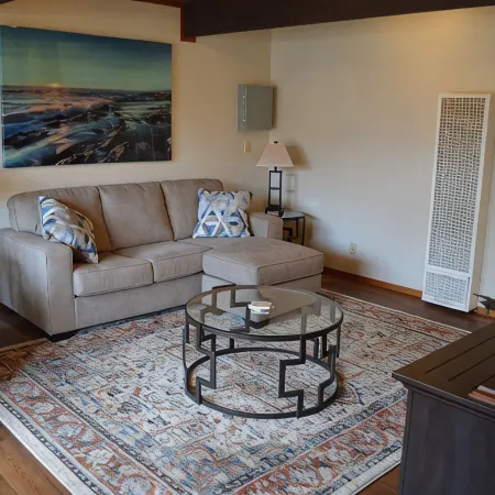 ARCATA ONE BEDROOM- stay near and downtown CalPoly Humboldt - a 13-min stroll