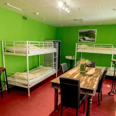 Hotel & Backpackers Zak Schaffhausen Hoteles cerca de International Watch Co. Museum