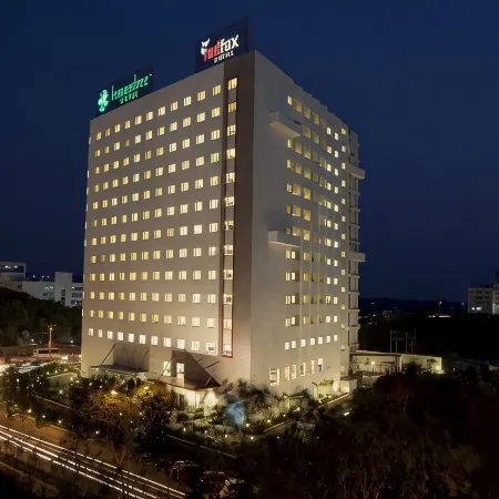 Lemon Tree Premier Hitec City Hyderabad Отели рядом с достопримечательностью «Торговый центр Inorbit»