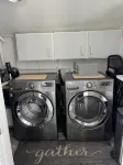 Pet-Friendly Charming  & Cozy 3-bedroom house AC & WiFi in pleasant Youngstown - 3성급