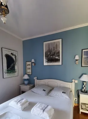Two Single Rooms Converted into a Family Suite 5 Minutes from the Town Center - Vila