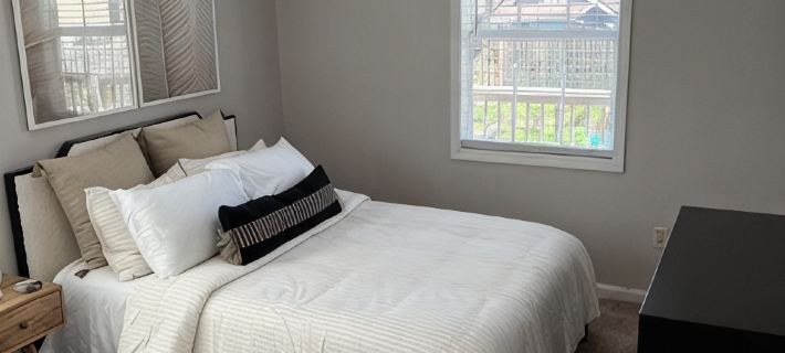*Ella’s Chalet* Is tucked away in Brevard NC, also known as “Land of waterfalls” Hotels in Brevard