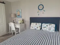 Bella Vista - Waterfront Getaway, Kayaks, fishing & Close to Topsail Beaches! - Wifi