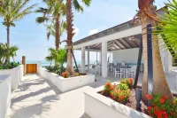 Luxury condo with a beachy Bahamian twist! - 홈스테이