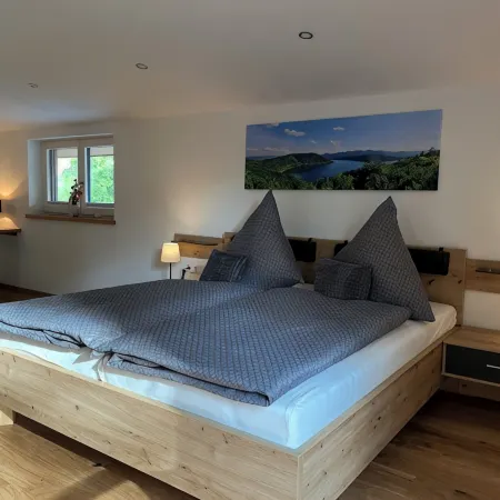 Quietly located modern vacation accommodation with a view of the Edersee National Park Отели в г. Фёль