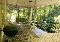 Jocasee Landing Lake Cottage - 1 mi from boat ramp! - 2-Star