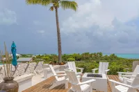 Beautiful OCEAN FRONT, POOL Villa walk or drive to GRACE BAY BEACH Turtle Ridge