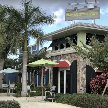 NEW! Remodeled studio just Steps from Beach, Pool, and Restaurants!