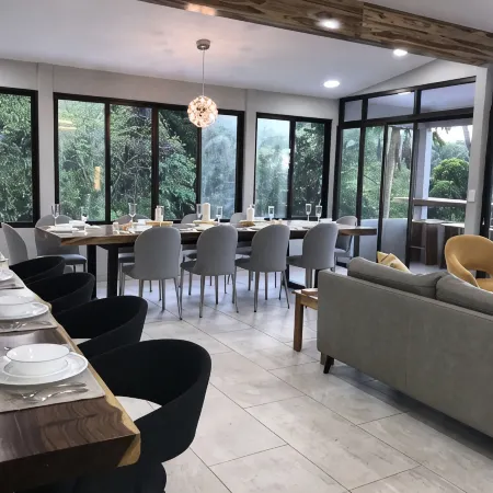 Sea Breeze II Luxury 6 BR Oceanview Estate between Dominical and Manuel Antonio