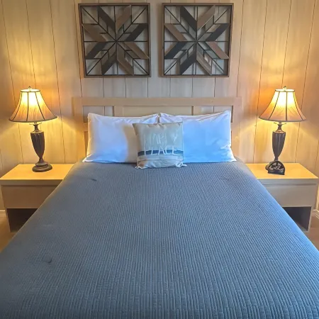 River Wilderness Waterfront Cabins