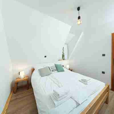 Yeti Cabin Rooms
