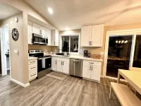 08 Min to PAE Airport - Cozy 2Br Home Surrounded by Nature w/carport - 3-Star