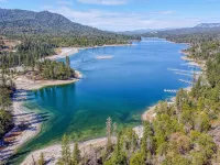 Bass Lake House|Boat Slip|BBQ| Fire Pit |3/2 - Chalets
