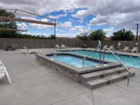 Moab Rim Village - Perfect Location - New Hot Tub! - プライペートプール