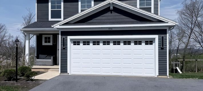 Charming 3-bedroom LED vibe cozy house with AC and WiFi in Steeple Chase. Hotels in Centre County