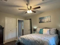 Rosewood Cottage…sleeps up to 7!—Cleaning fee included in nightly rate! - Wifi