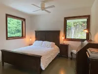Sunset Mountain-View Retreat on 15 Acres · 11 Min to Woodstock - 4성급
