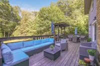 Luxury Simply Serene: Escape Room/Wild West City/Sauna/Spa/Golf/Pool/on 4 Acres - Wi-Fi