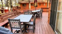 Beautiful Lake View Cabin with Private Beaches - 4성급