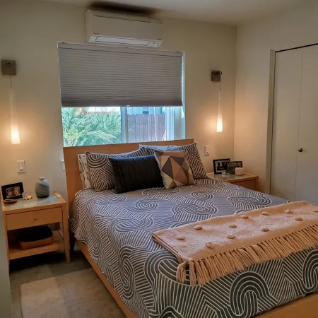 Modern Oasis with pool, close to downtown and airport