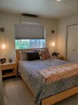 Modern Oasis with pool, close to downtown and airport - Boutique