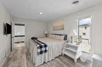海灣路半臨海灣度假屋-整棟、大庭院和露台! - 精品