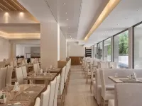 Ariti Grand Hotel Hotels near Serbian Museum
