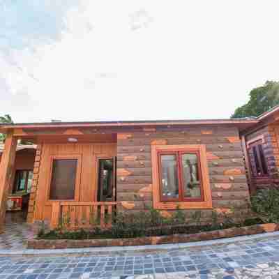 Hon Dau Resort Hotel Exterior