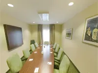 Best Western Allentown Bethlehem Lehigh Valley Inn Suites - parking