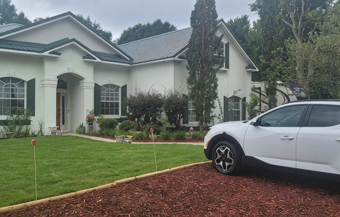 Gorgeous 5 bedroom home w/ pool. Close to  Destin Beaches. No cleaning fee!
