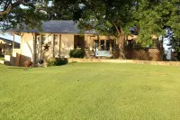 Lake & River Front! Huge-Fun Home:3300Sft-4Bath-Games,Kayaks,Canoe,View & Space! - 4 星級