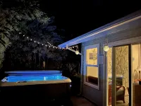 Aloha Serenity: North Shore Hot Tub Escape - Bintang 3