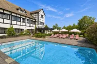 ANEW Hotel Hilton Pietermaritzburg - Pools
