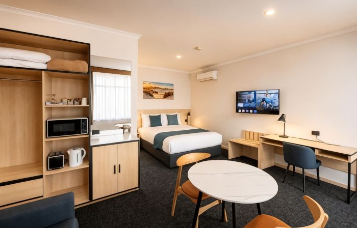 Glenelg Motel