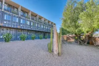 Casa Marina - Condos