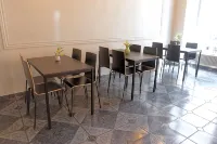 Hotel Pension Arpi - Bed and Breakfasts