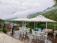 River Hill Side Resort - Pet friendly