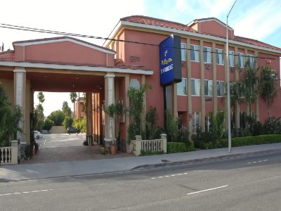 Holiday Inn Express ANAHEIM WEST by IHG