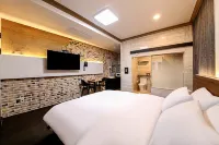 Anseong U-Stay Motel - موقف سيارات