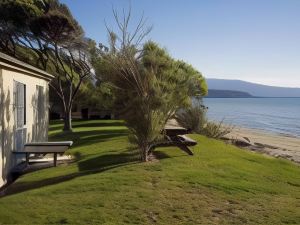 Pohara Beach Top 10 Holiday Park