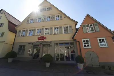 Reinhardts Hotel & Automobilia Hotels in der Nähe von Rommelmühle und Kulturraum Rommelmühle e.V.