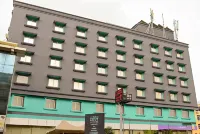 The Cent Hotel โรงแรมใกล้เอ็นทีอาร์การ์เดน