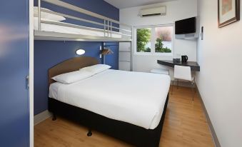 Ibis Budget Perth Airport