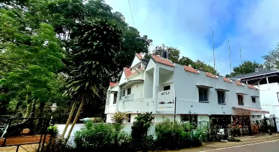Istays - Loop Road, Yercaud Hotels near Grange TreeTop Adventure
